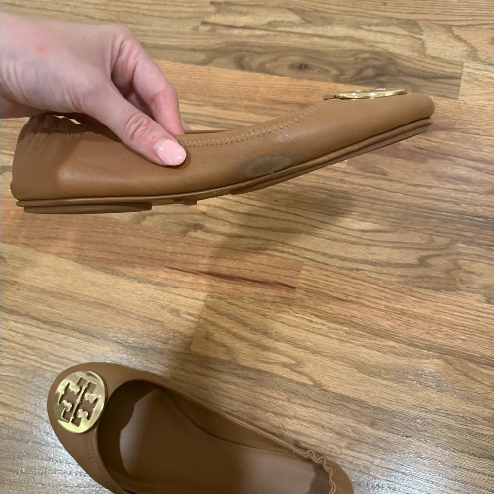 Tory Burch Minnie Ballet Flats- tan with gold logo